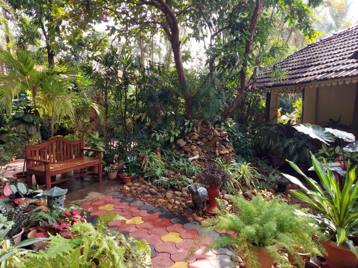 Palm Grove Cottages - Leisure Resort Benaulim Bagian luar foto