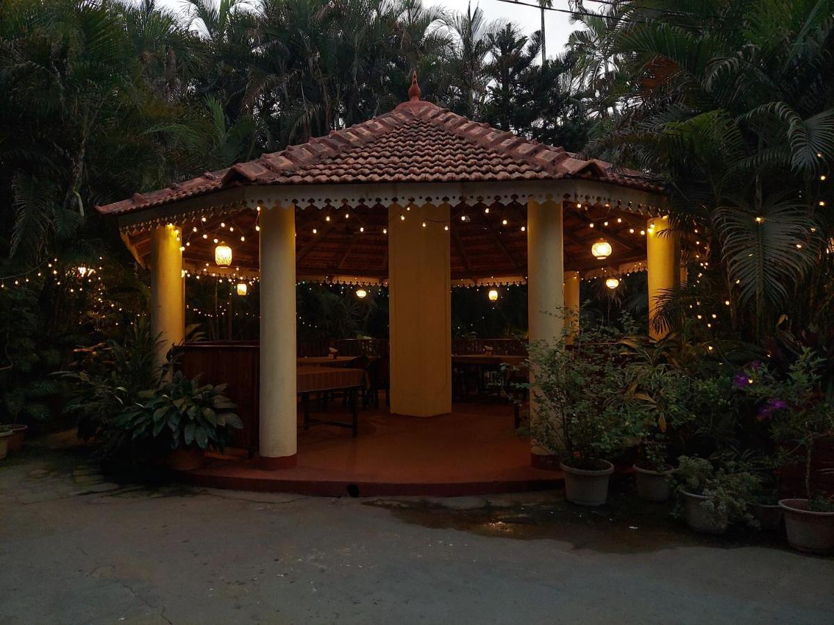 Palm Grove Cottages - Leisure Resort Benaulim Bagian luar foto