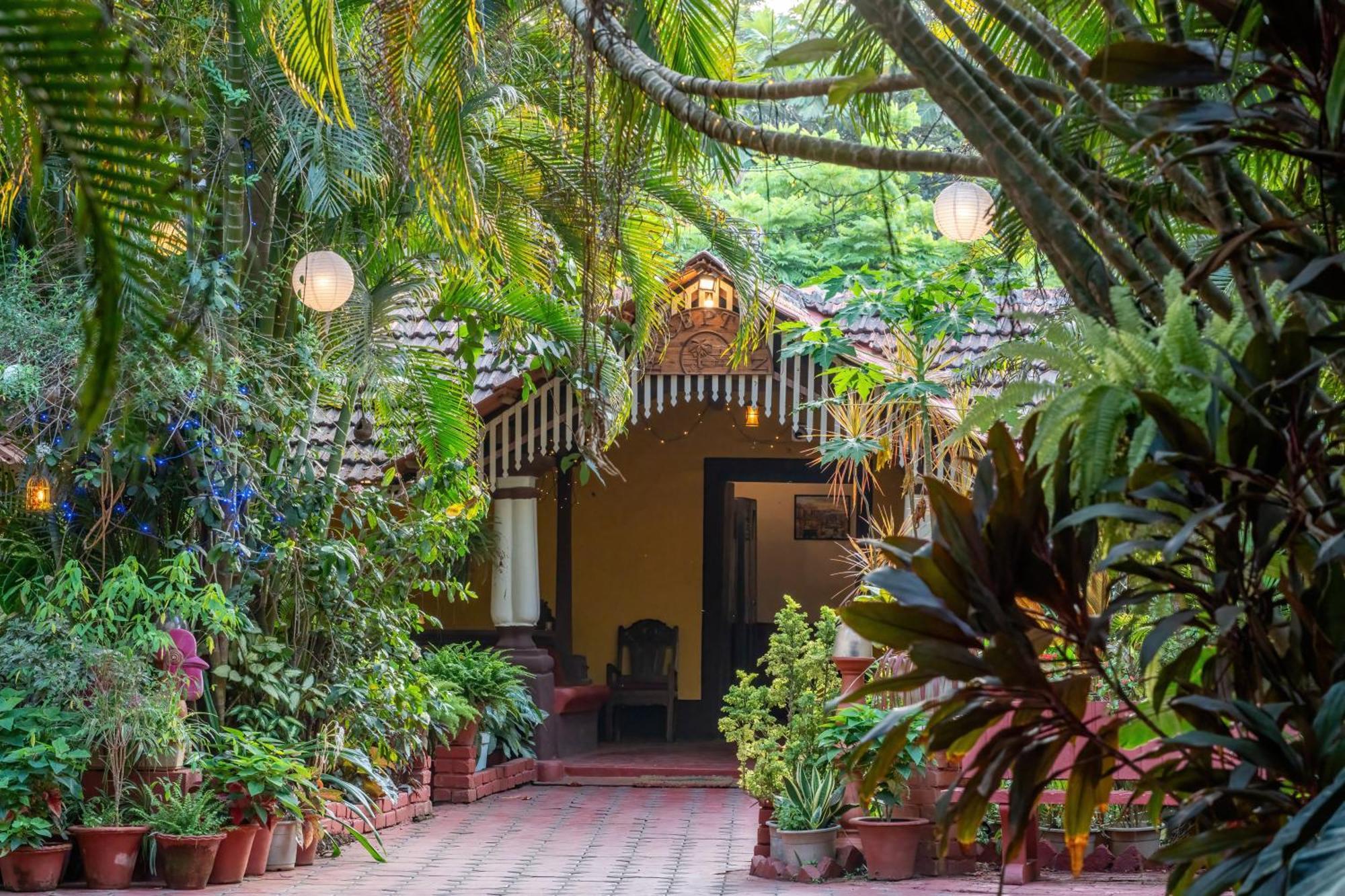 Palm Grove Cottages - Leisure Resort Benaulim Bagian luar foto
