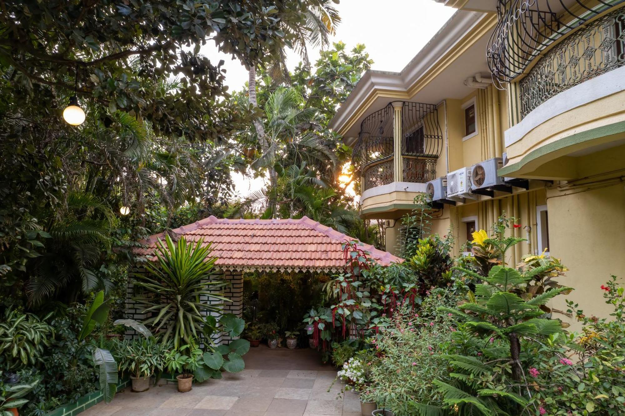 Palm Grove Cottages - Leisure Resort Benaulim Bagian luar foto